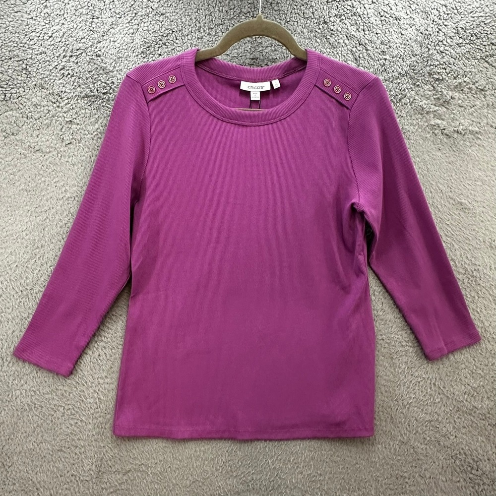 NWT Chico's Size 1 Violet Shadow Ribbed Crewneck 3/4 Sleeve Button Shoulder Top
